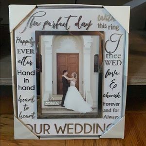 NWT 5x7 Wedding Frame
